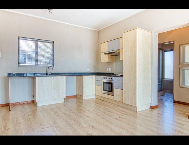 2 BEDROOM APARTMENT TO LET IN BROADACRES